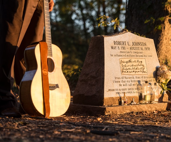 Robert Johnson's Grave in Greenwood, MS